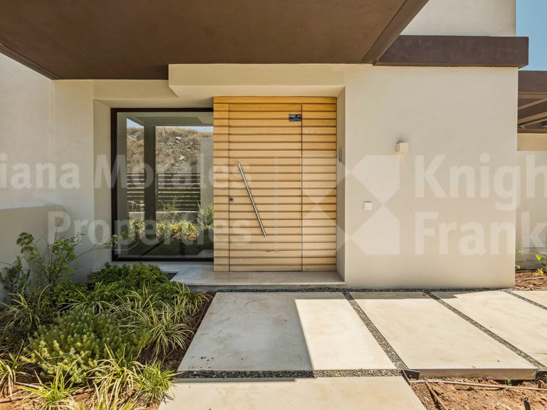 Villa for Sale in Benahavis, Malaga 19