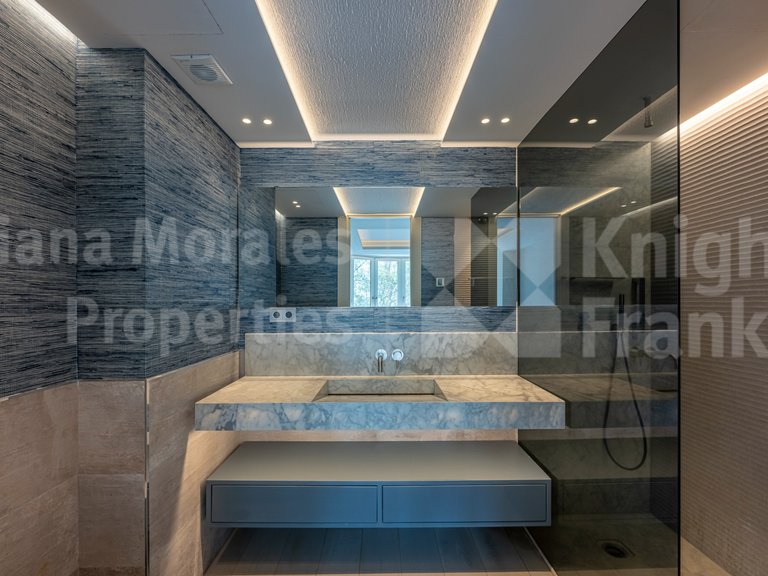Apartment for Sale in Marbella, Malaga 27