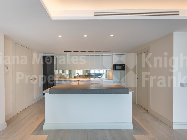 Apartment for Sale in Marbella, Malaga 13