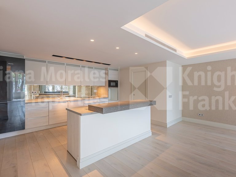 Apartment for Sale in Marbella, Malaga 14