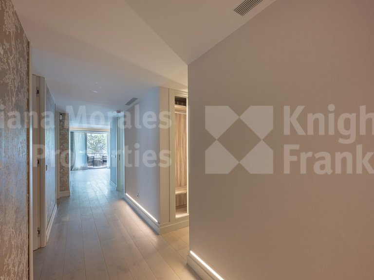 Apartment for Sale in Marbella, Malaga 25