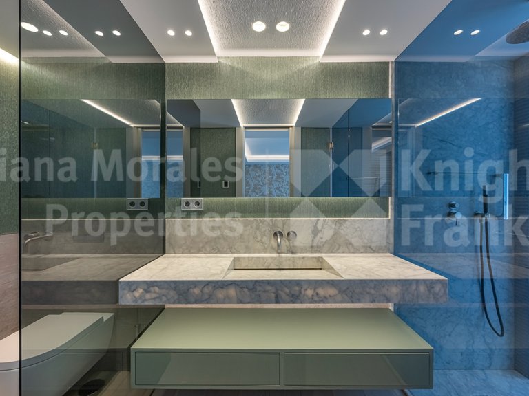 Apartment for Sale in Marbella, Malaga 26