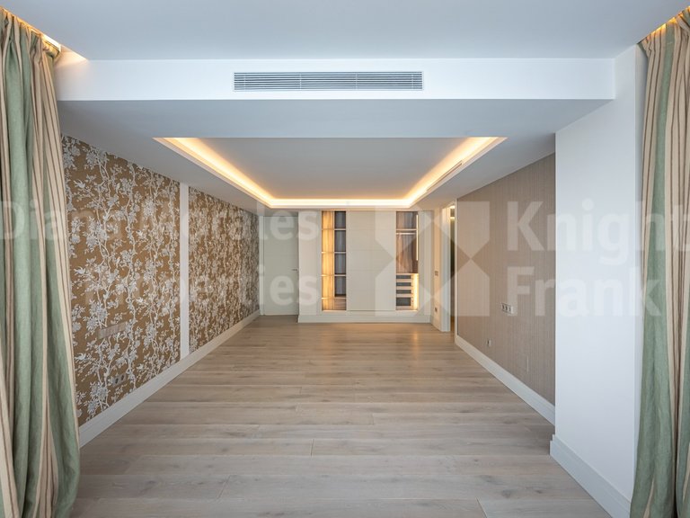 Apartment for Sale in Marbella, Malaga 22