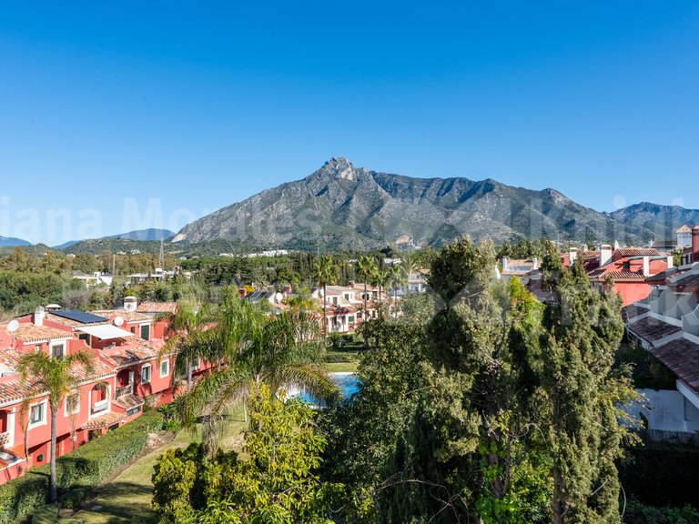 Town House for Sale in Marbella, Malaga 3