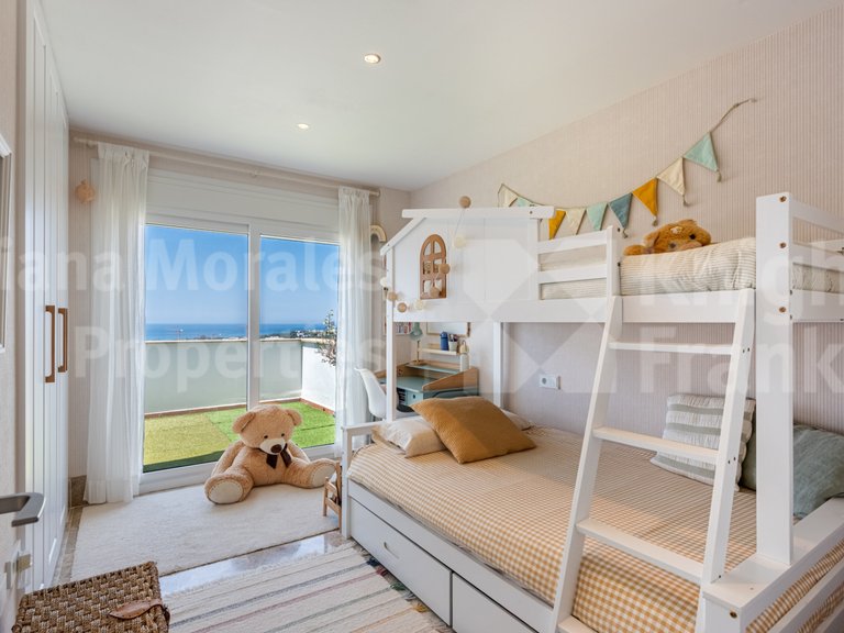 Town House for Sale in Marbella, Malaga 17