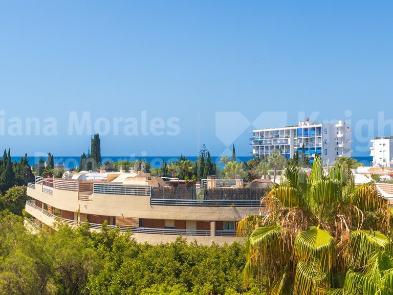 Penthouse for Sale in Marbella, Malaga 27