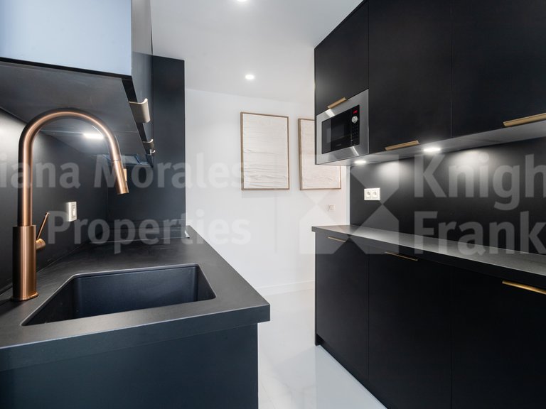 Penthouse for Sale in Marbella, Malaga 17