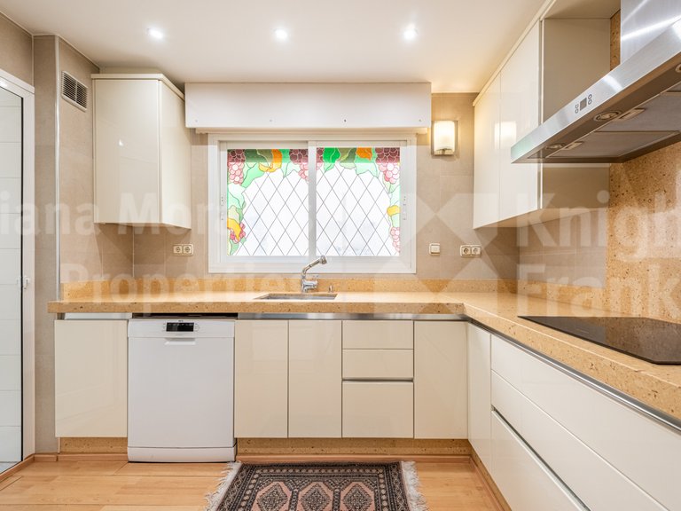 Apartment for Sale in Marbella, Malaga 16