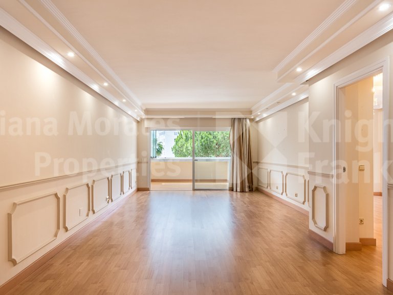 Apartment for Sale in Marbella, Malaga 9