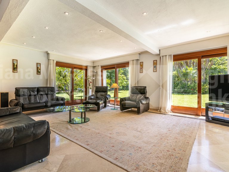 Villa for Sale in Estepona, Malaga 7