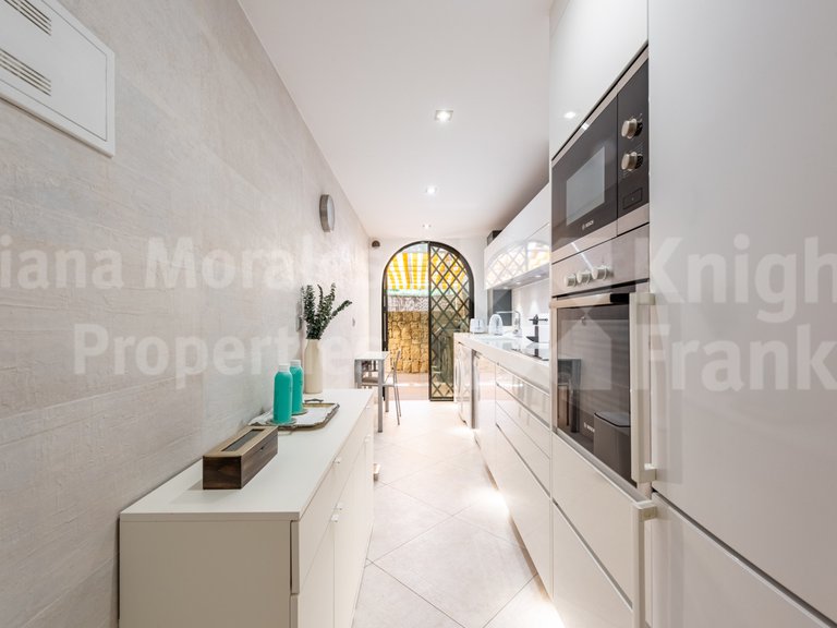 Apartment for Sale in Marbella, Malaga 11