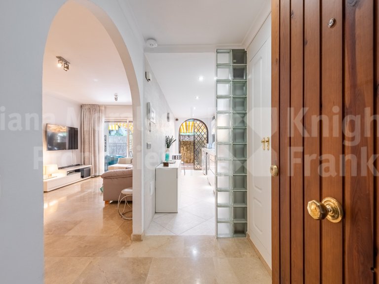 Apartment for Sale in Marbella, Malaga 12