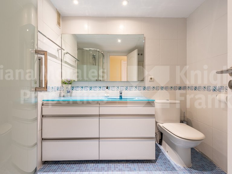 Apartment for Sale in Marbella, Malaga 18