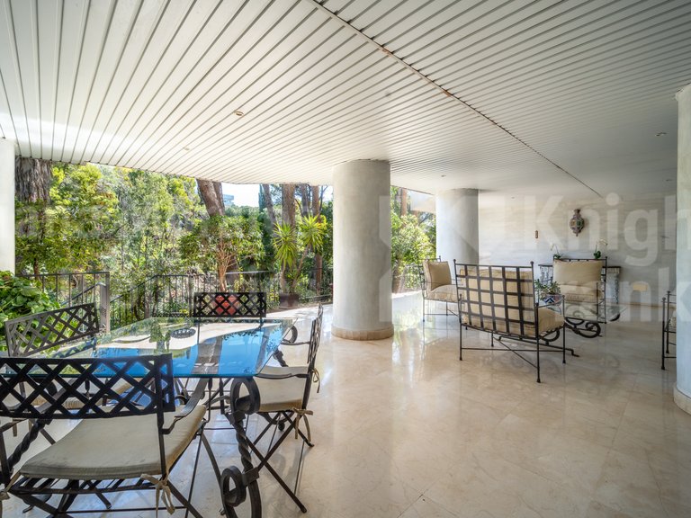 Apartment for Sale in Marbella, Malaga 36