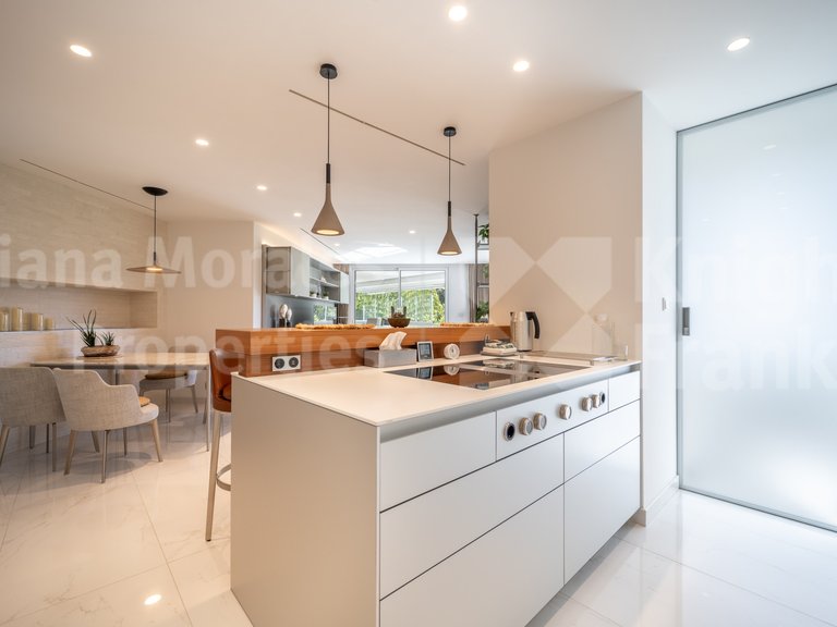 Apartment for Sale in Marbella, Malaga 10