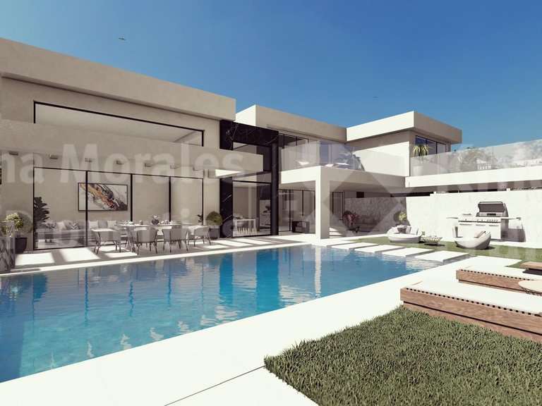 Villa for Sale in Estepona, Malaga 1
