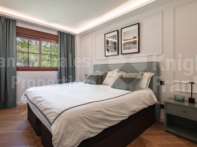 Apartment for Sale in Benahavis, Malaga 15