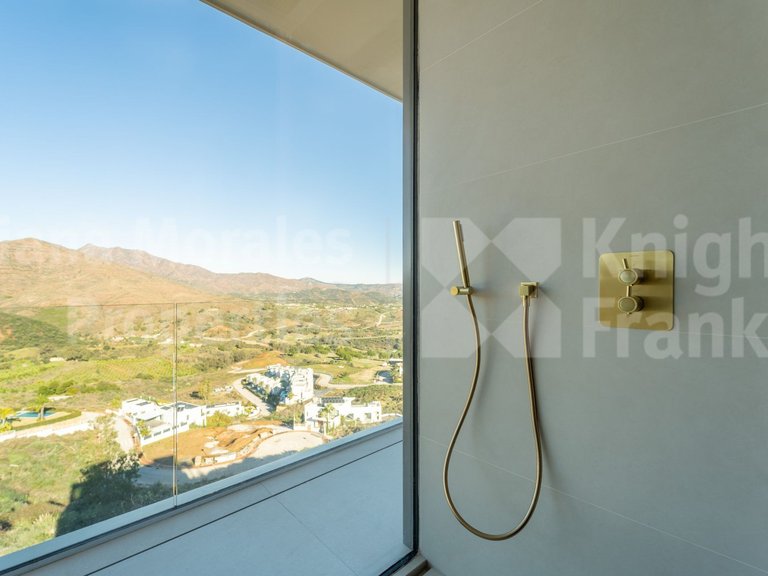 Villa for Sale in Mijas Costa, Malaga 23