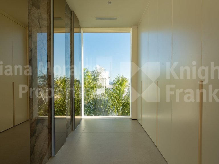 Villa for Sale in Mijas Costa, Malaga 31