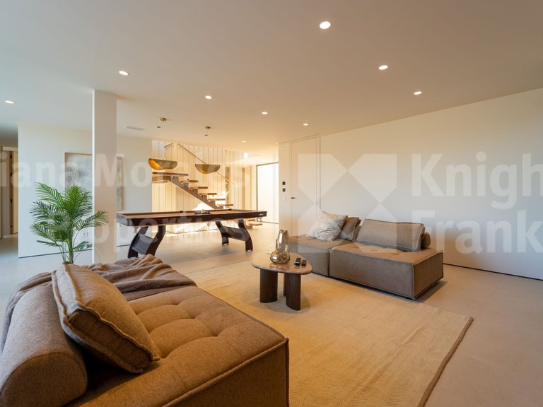 Villa for Sale in Mijas Costa, Malaga 26