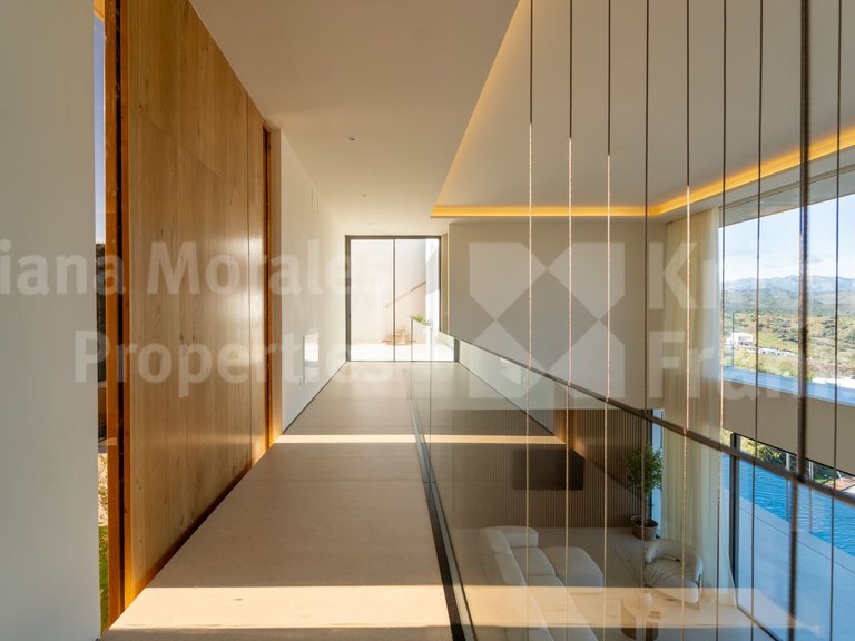 Villa for Sale in Mijas Costa, Malaga 24