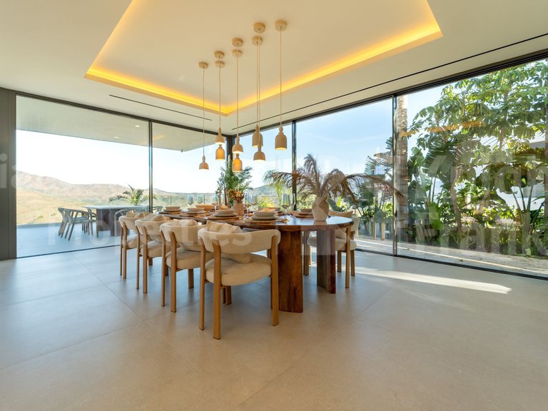 Villa for Sale in Mijas Costa, Malaga 9
