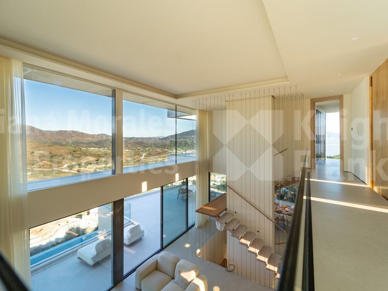 Villa for Sale in Mijas Costa, Malaga 10