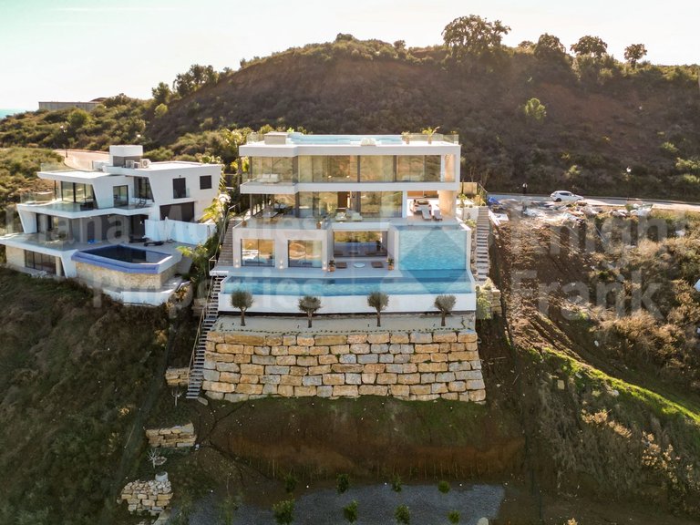 Villa for Sale in Mijas Costa, Malaga 44