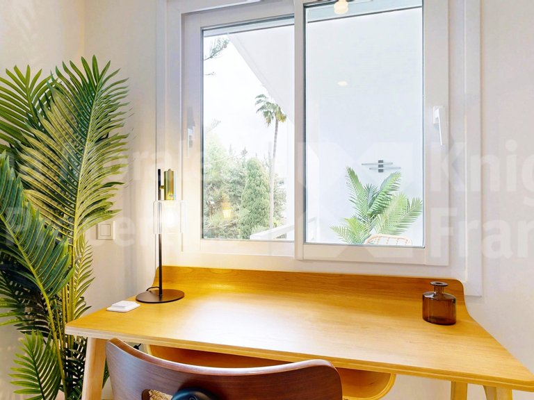 Apartment for Sale in Marbella, Malaga 27