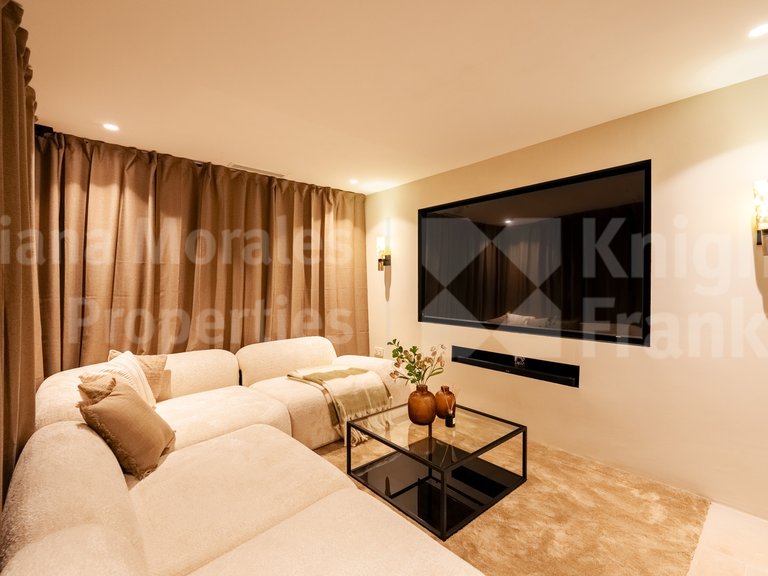 Town House for Sale in Marbella, Malaga 23