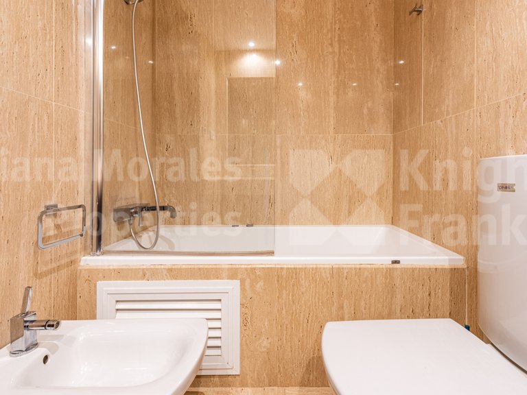 Apartment for Sale in Marbella, Malaga 12