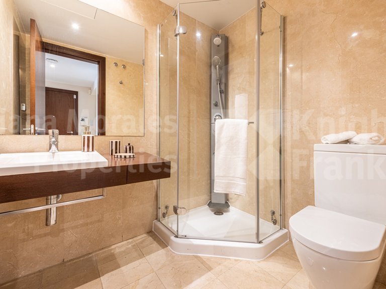 Apartment for Sale in Marbella, Malaga 16