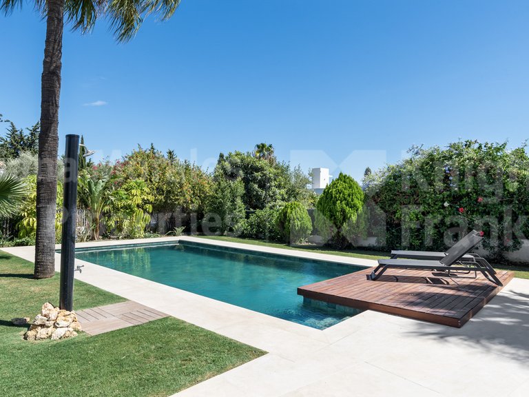 Villa for Sale in San Pedro De Alcantara, Malaga 37