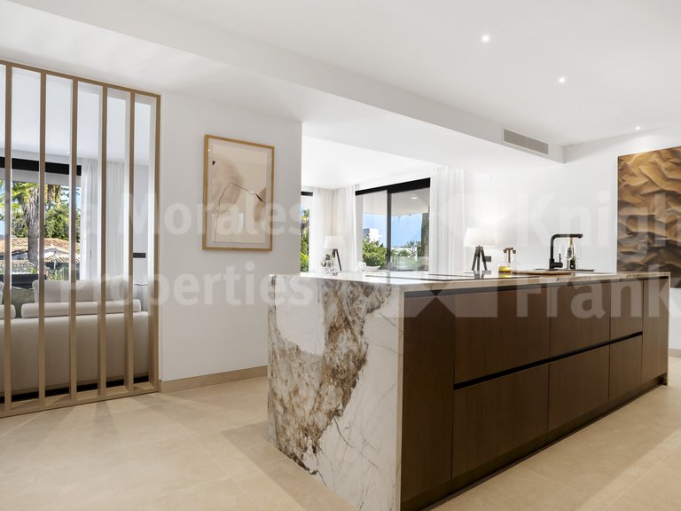 Villa for Sale in San Pedro De Alcantara, Malaga 9