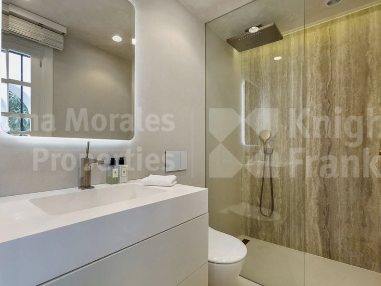 Apartment for Sale in Marbella, Malaga 7