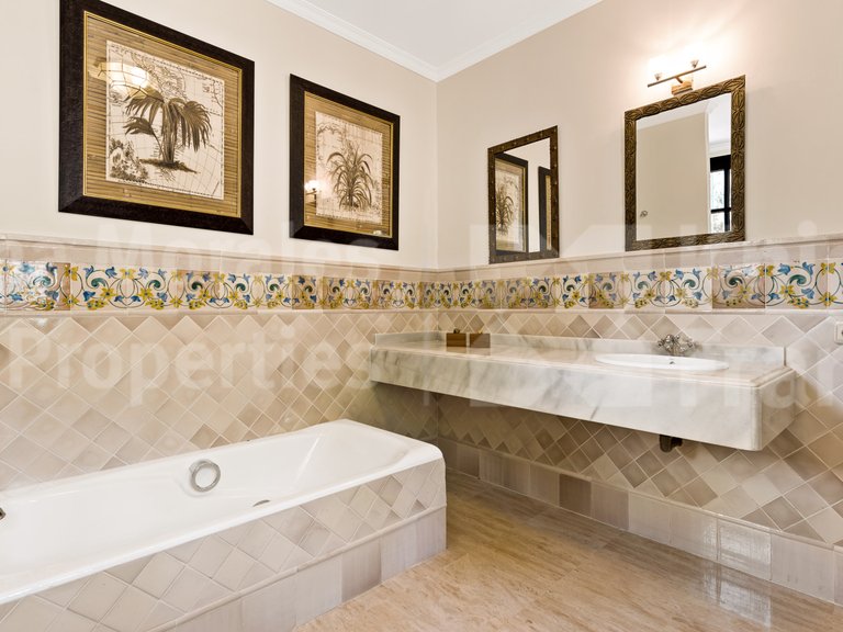 Villa for Sale in Benahavis, Malaga 16