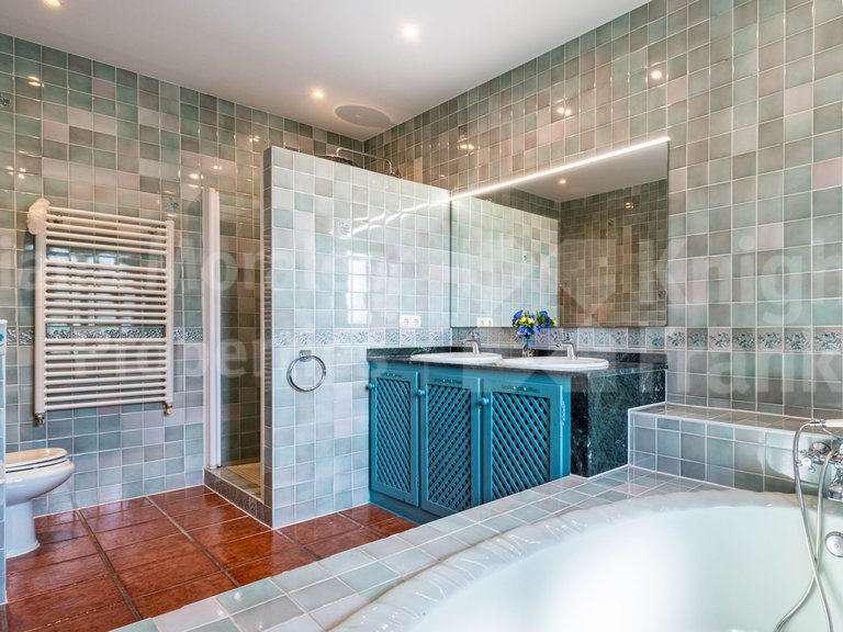 Villa for Sale in Mijas Costa, Malaga 27