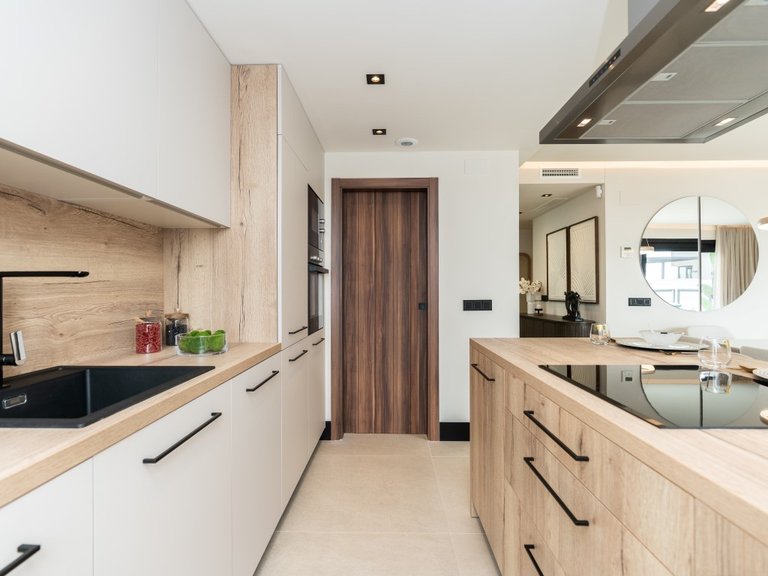 Penthouse for Sale in Nueva Andalucía, Malaga 25