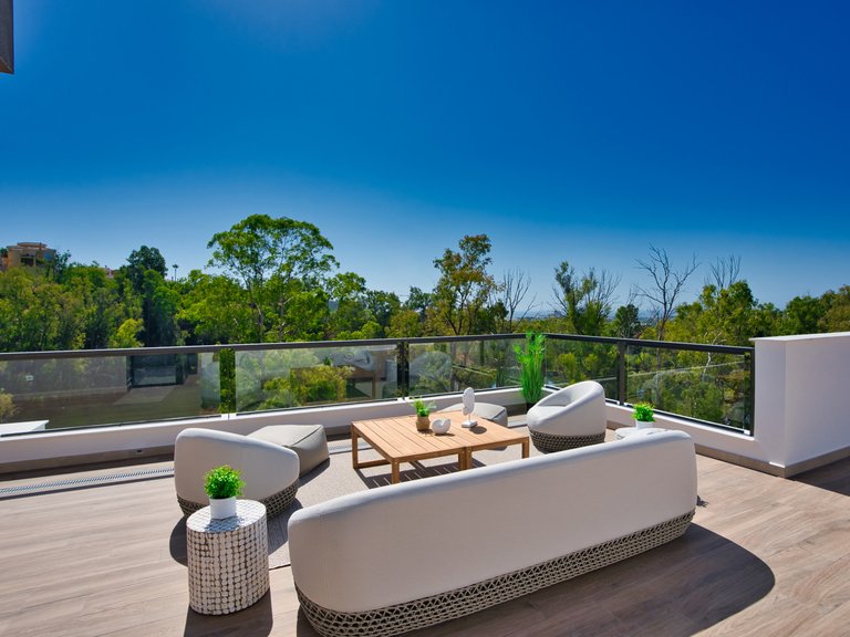 Penthouse for Sale in Nueva Andalucía, Malaga 14
