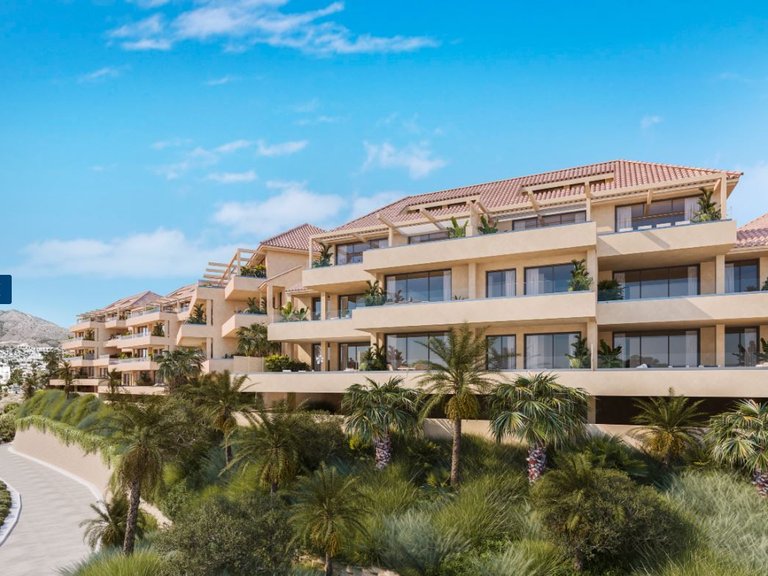 Apartment for Sale in Benalmadena, Malaga 1