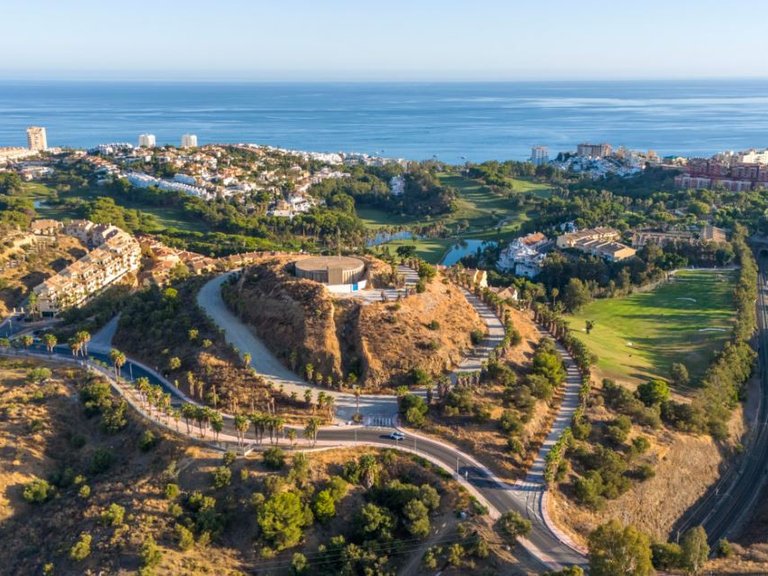 Apartment for Sale in Benalmadena, Malaga 8
