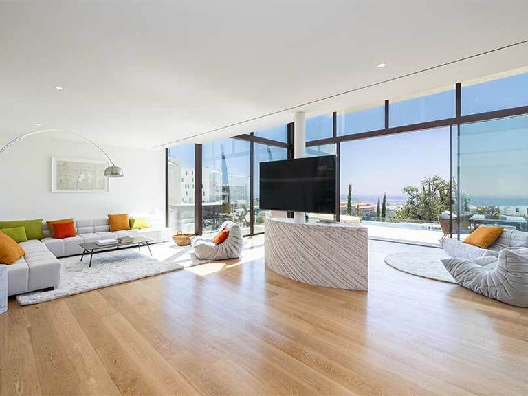 Villa for Sale in Benalmadena, Malaga 6