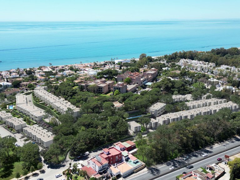 Villa for Sale in Marbella East, Malaga 9