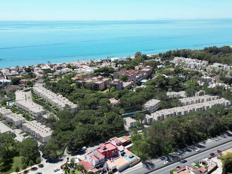 Villa for Sale in Marbella East, Malaga 8