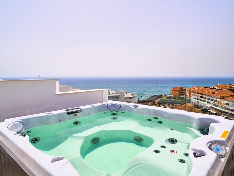 Apartment for Sale in Fuengirola, Malaga 17