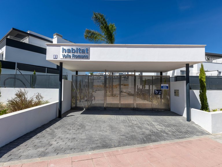 Apartment for Sale in Estepona, Malaga 9