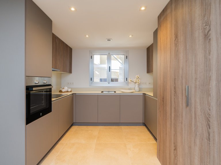 Apartment for Sale in Estepona, Malaga 5