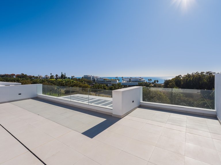 Penthouse for Sale in Estepona, Malaga 3