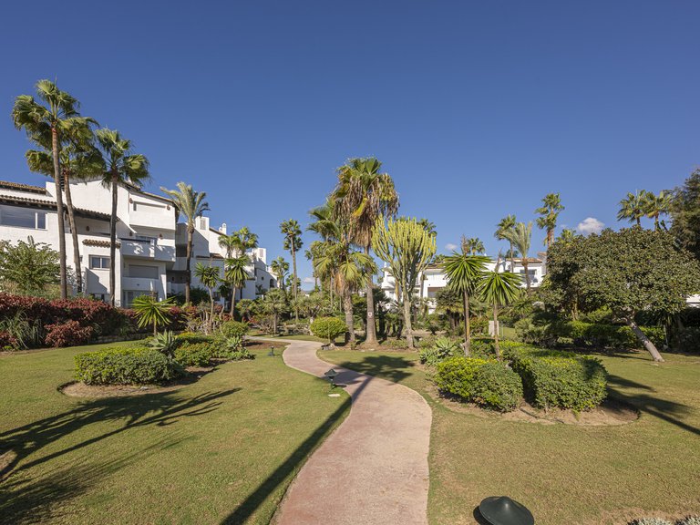 Apartment for Sale in Estepona, Malaga 54