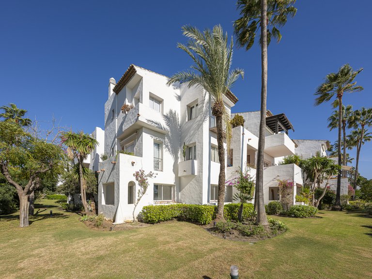Apartment for Sale in Estepona, Malaga 41